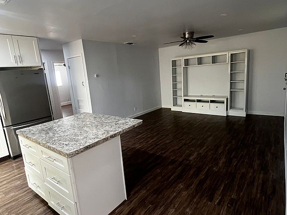 3rd image of 104 Cockerham St APT A
