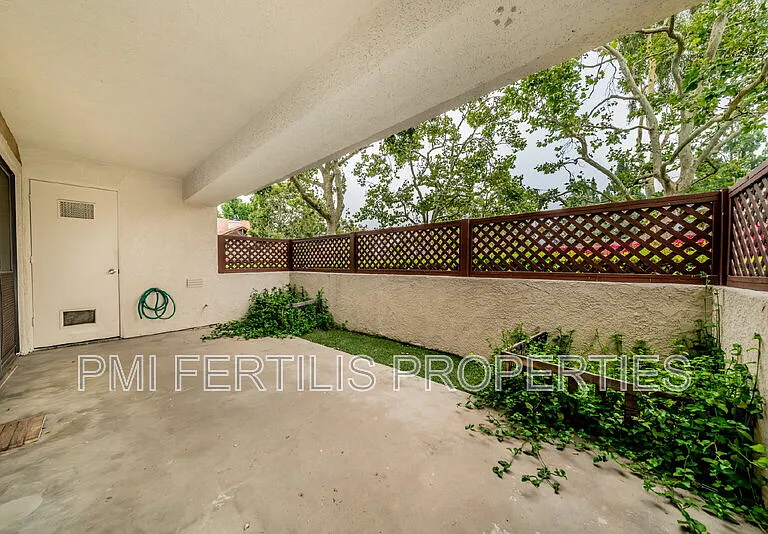 8331 Vineyard Ave #7 — Photo 24