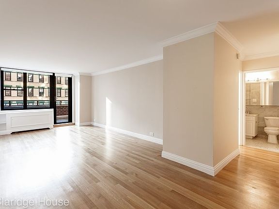 5th image of 201 E 87th St APT 3E