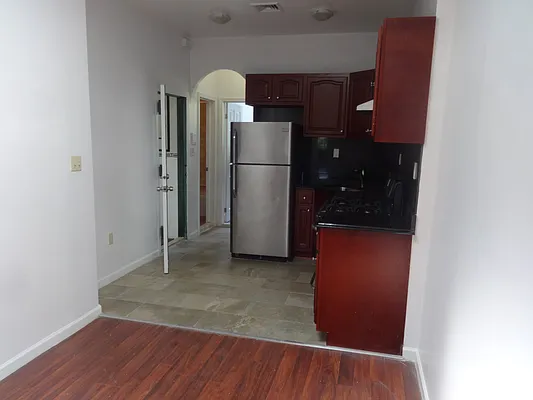 Rented by Blue Egg Realty Corp | media 24