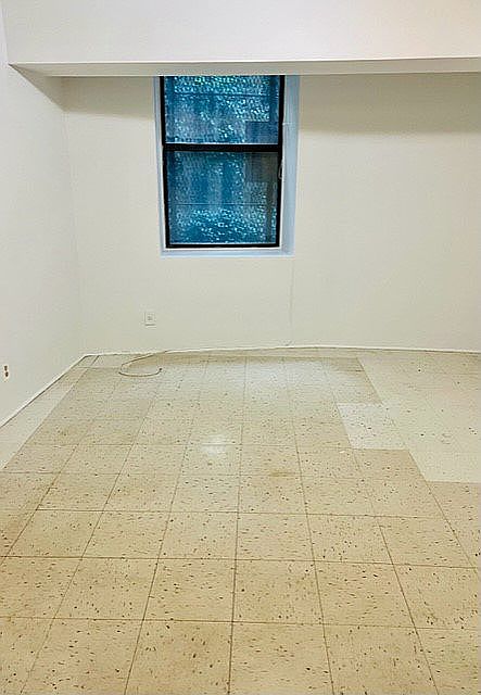 1st image of 3115 Broadway #B