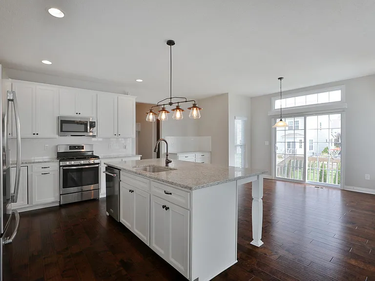 1412 Leesland Dr — Photo 16