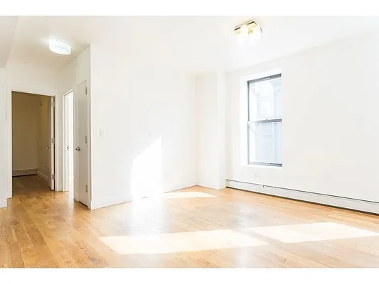 Rented by REAL New York | media 11