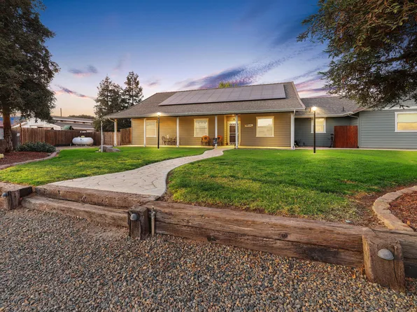 2202 W Morris Court, Exeter, CA 93221