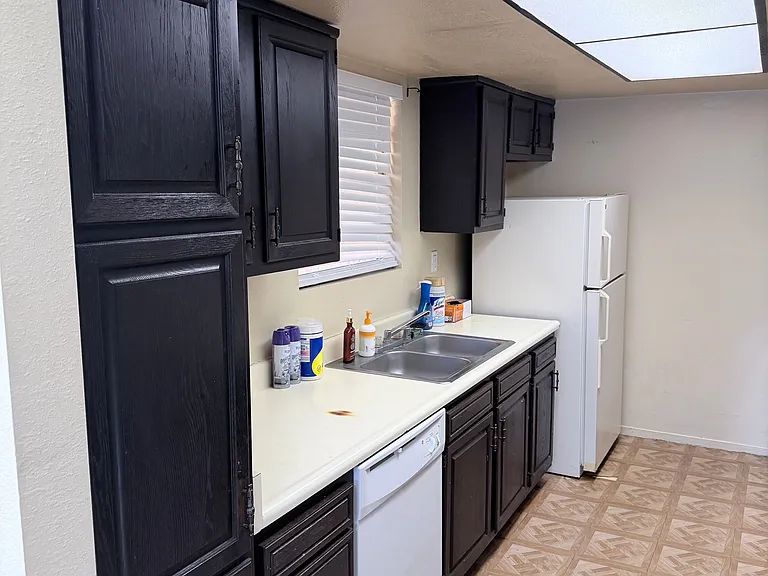 Walking distance from MGM and Topgolf and Las Vegas Strips