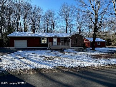 7134 Sunset Ln, Pocono Summit, PA, 18346