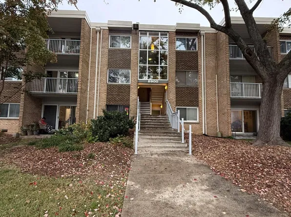 2900 Kings Chapel Rd APT 12, Falls Church, VA 22042