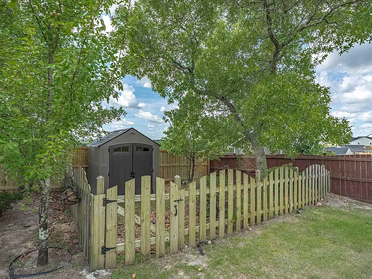 1340 Beechfern Cir — Photo 53