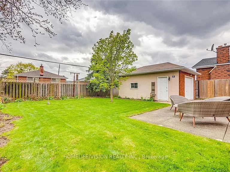 16 Nova Dr #UPPER — Photo 16
