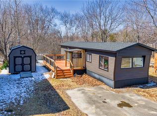 16 4th Ave, Shediac, NB E4P 4H7