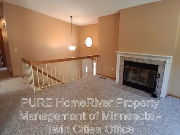3299 Juliet Dr, Woodbury, MN 55125