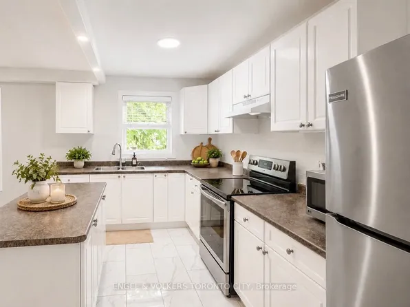 371 Bronte St S Unit 92, Milton, ON L9T 3K5