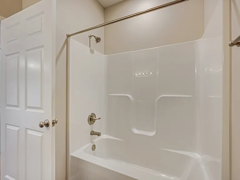 3454 Ammon Dr — Photo 35