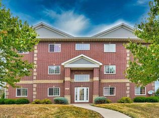 2300 W Lake Rd #304, North Liberty, IA 52317