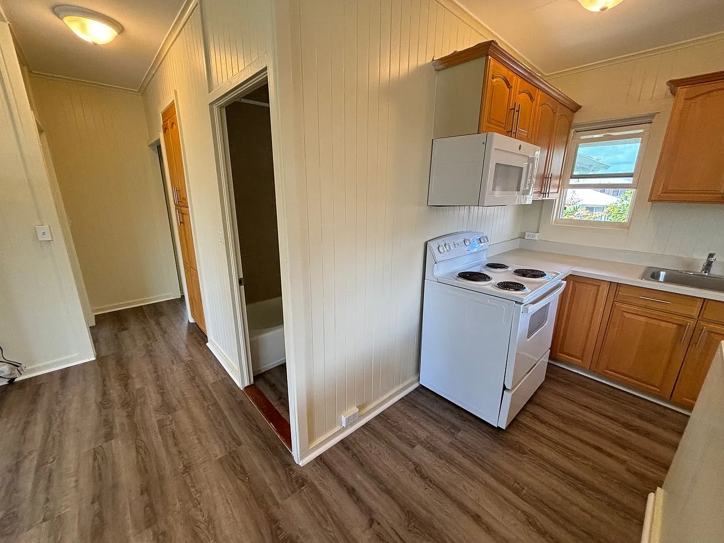 737 Hauoli St. — Photo 4