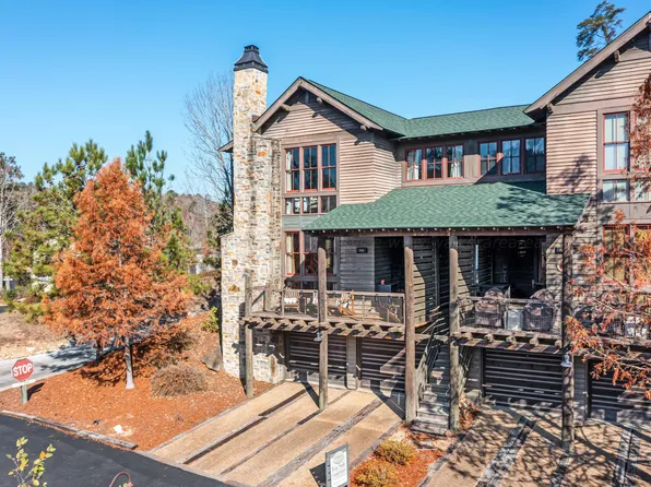 70 Turtle Point Dr, Crane Hill, AL 35053