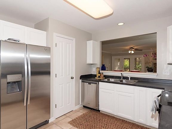 3rd image of 5955 Woodmill Dr