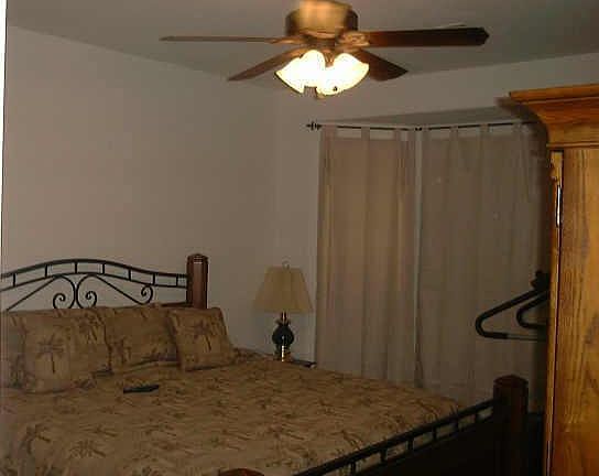 5th image of 12918 N VALENTINE Avenue