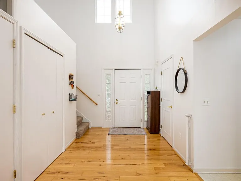 3339 Elsinore Ct — Photo 12