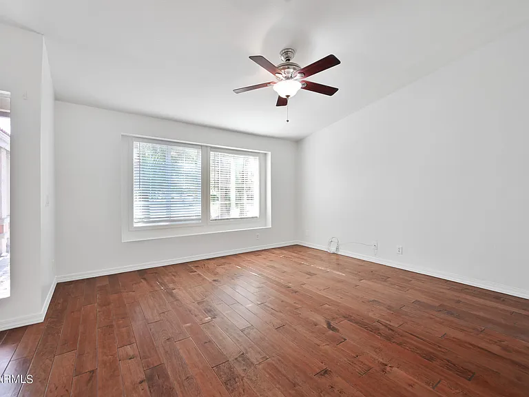 313 S Ocean Dr — Photo 11