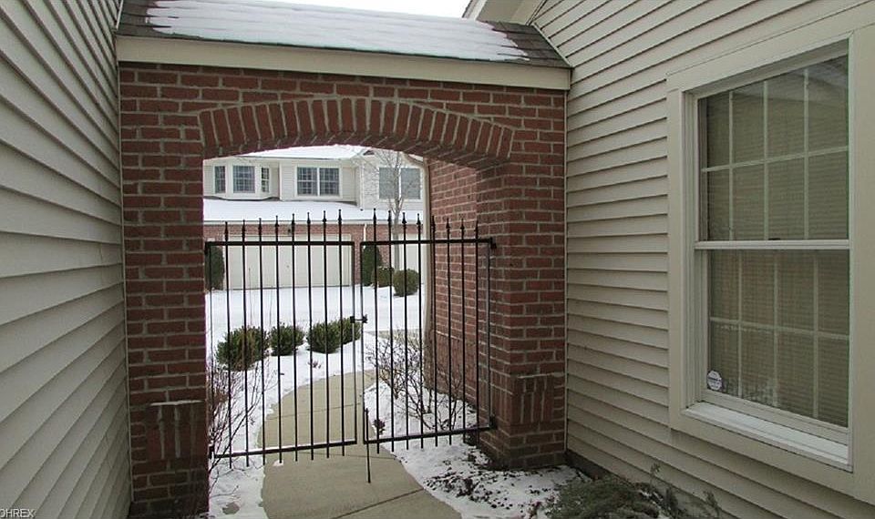 1st image of 401 Bounty Way APT 175