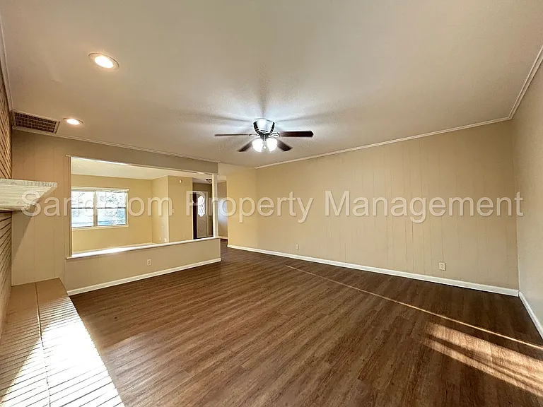 5766 S 80th East Ave — Photo 6