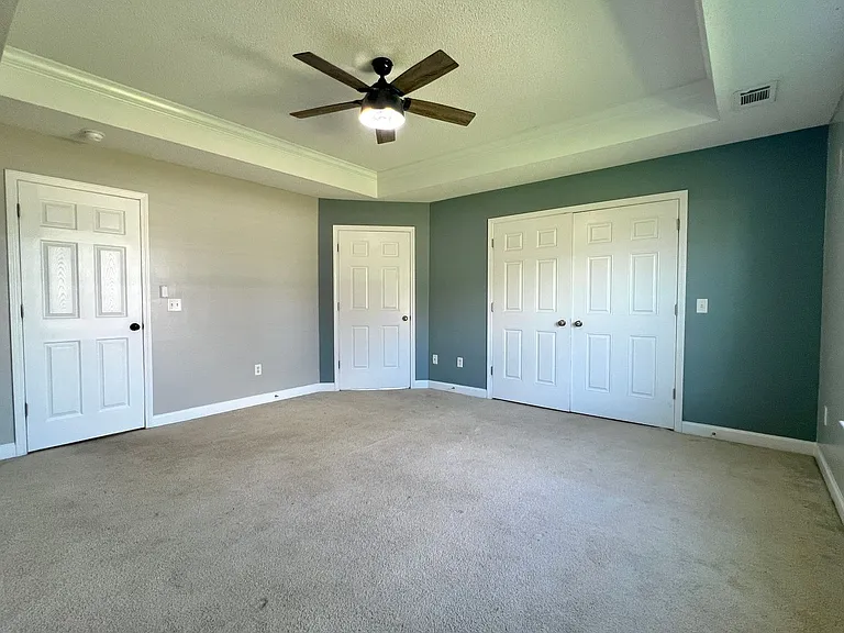 110 Auburn Cir — Photo 12