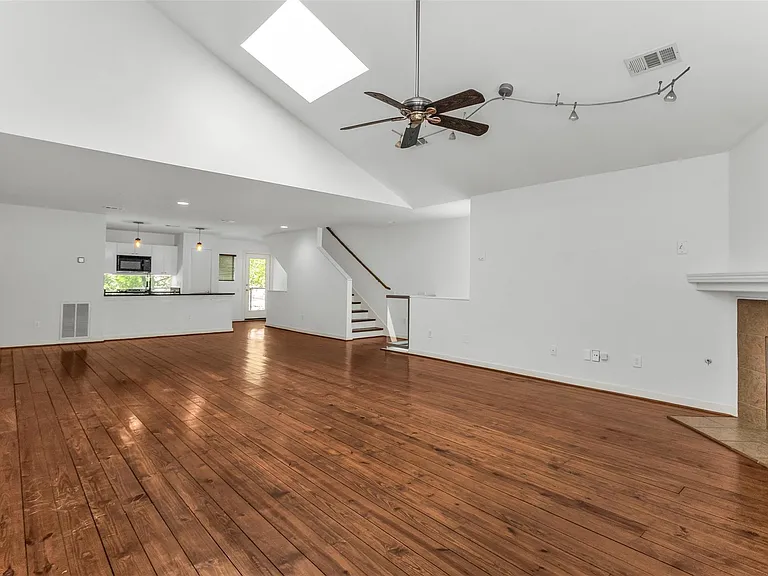 1429 Caddo St #B — Photo 7