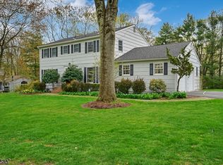 20 Kinnan Way, Basking Ridge, NJ 07920