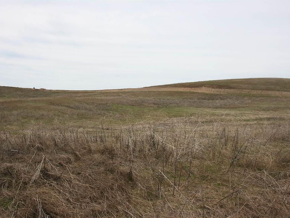 2nd image of 22 Chukkar Rd
