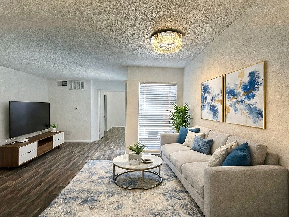 1st image of 9813 Walnut St #302