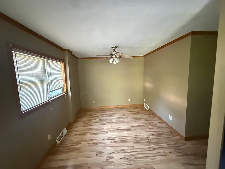 509 Feura Bush Rd #1/2 — Photo 1