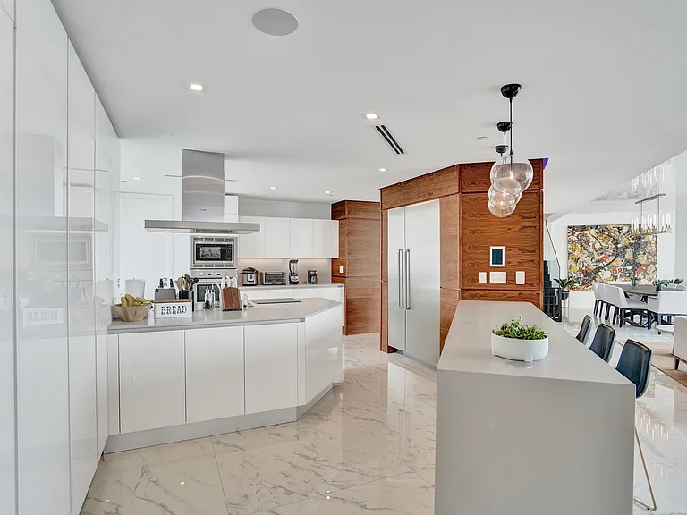 Open kitchen with dining area