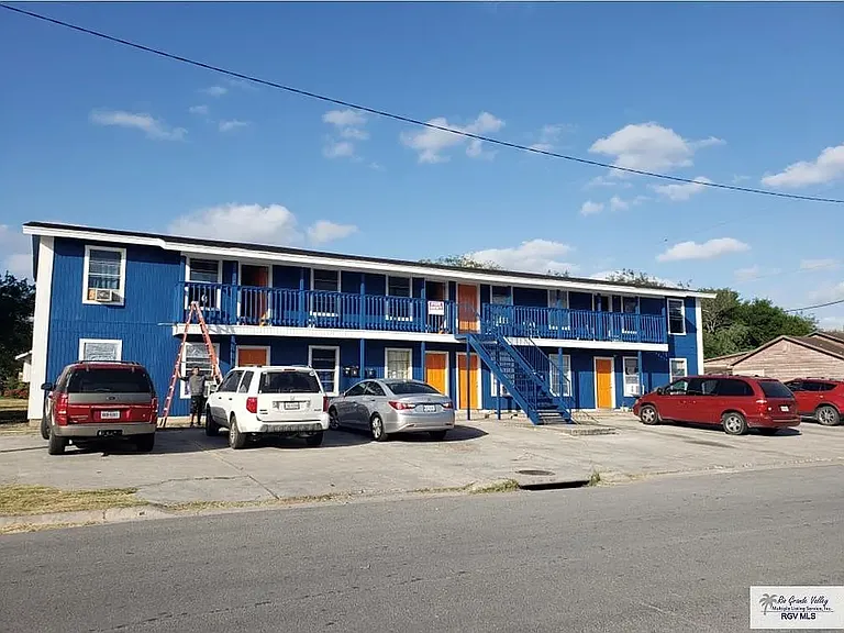 604 Villa Maria Blvd #6 — Photo 1
