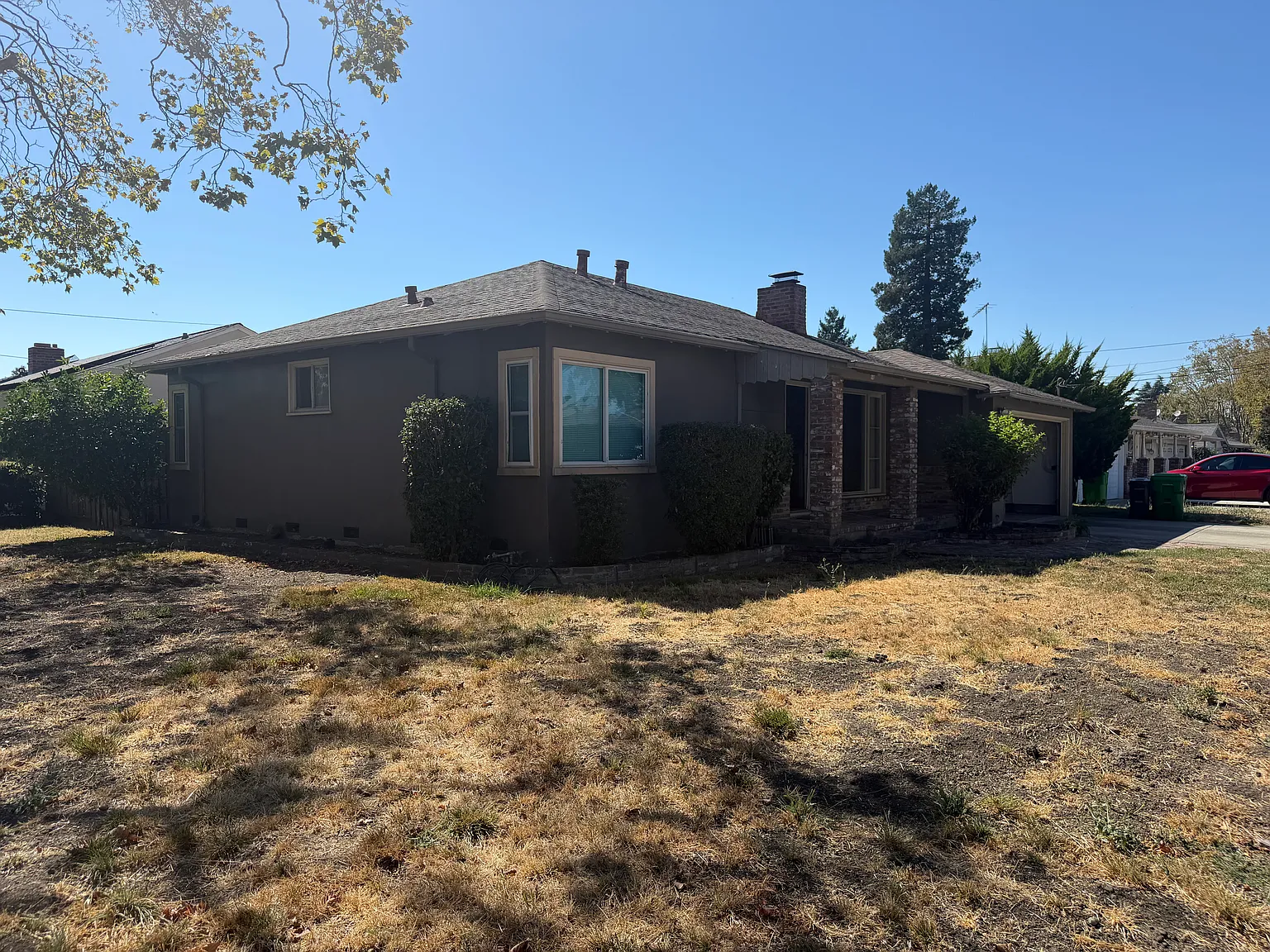 4 bed, 1500 sqft, $3,950 — Photo 2