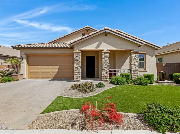 232 W CUCUMBER TREE Avenue, San Tan Valley, AZ 85140