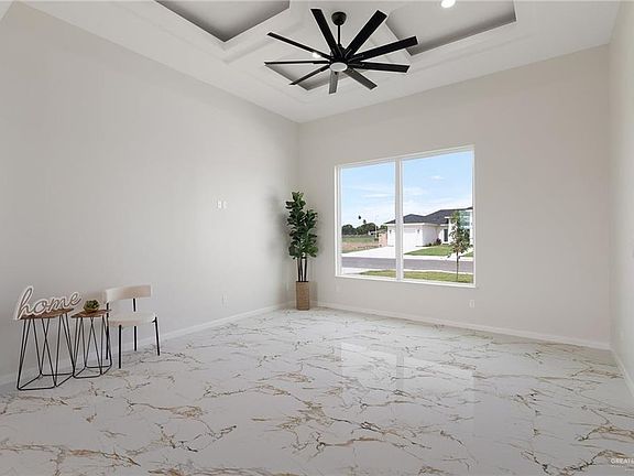 2nd image of 1038 Nina Ave