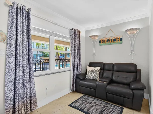 17505 Gulf Blvd, Saint Petersburg, FL
