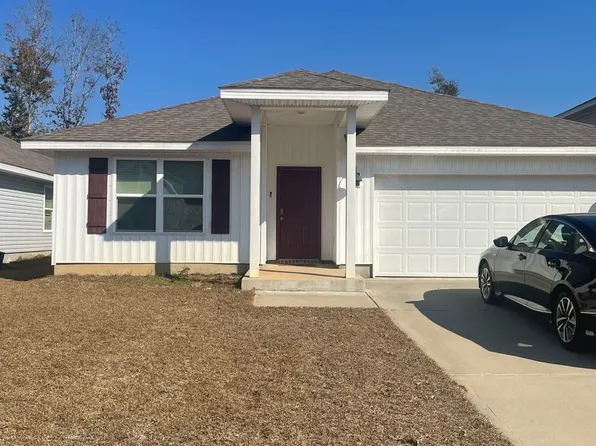 5406 Peach Dr, Pace, FL 32571