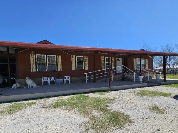 4109 Bramblett Rd, Cleburne, TX 76031