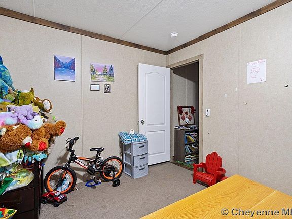 5th image of 202 Bighorn Ave