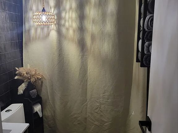 5th image of 35 Oakland Pl #3R