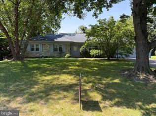 10 Gordon Rd, Lancaster, PA 17603