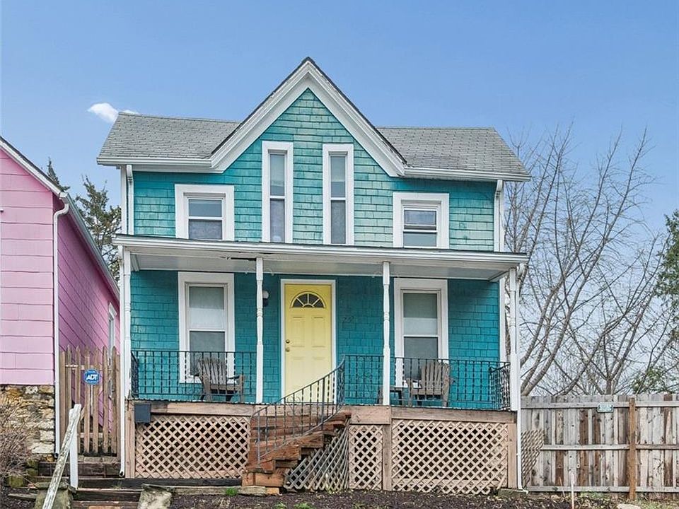 1st image of 2516 Charlotte St