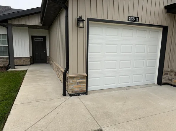 888b W Logan Street, Rogersville, MO 65742