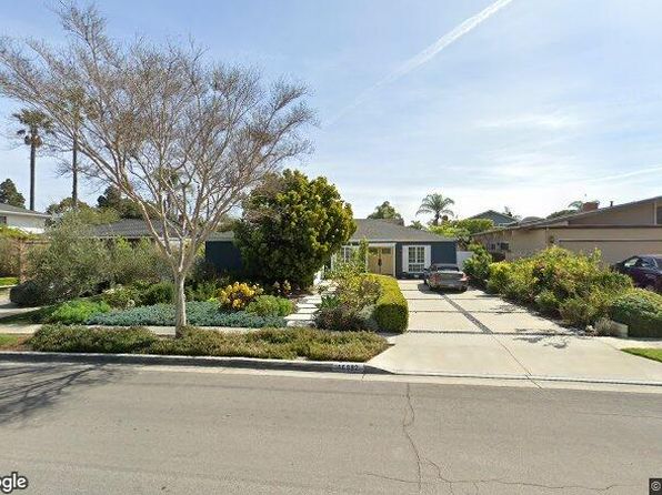 16882 Harkness Cir