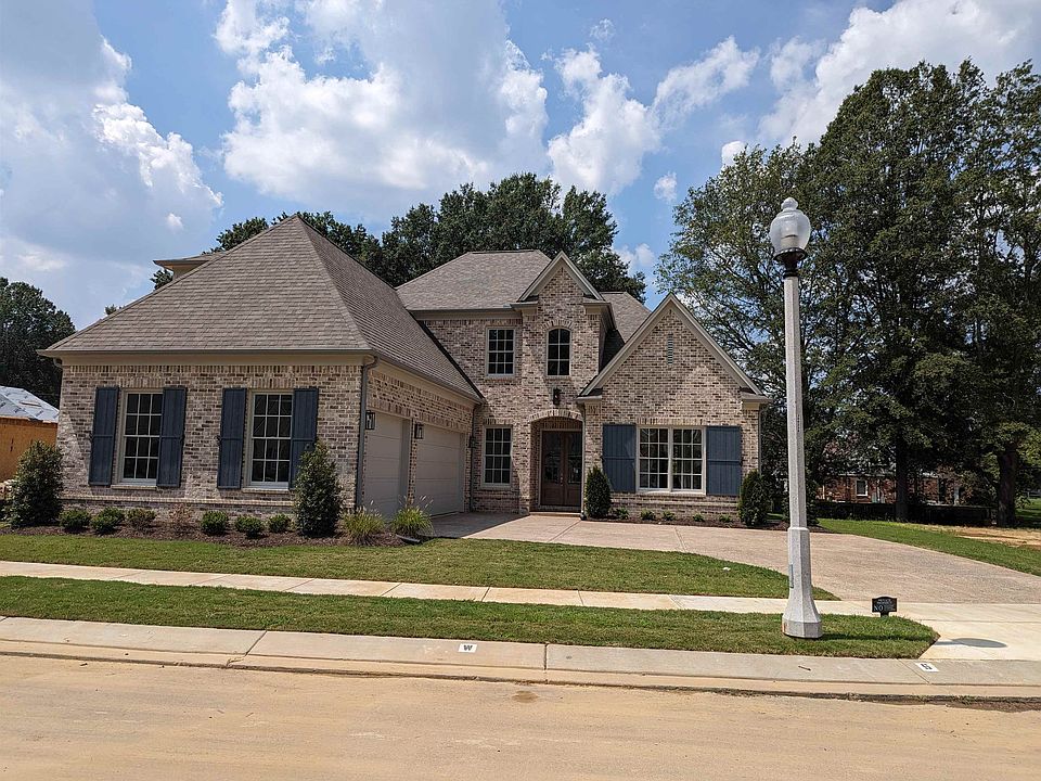 1st image of 1667 Neshoba Oak Ln W