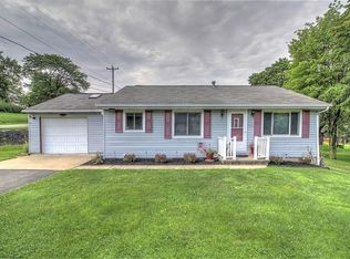 2014 Clayton Rd, Beaver Falls, PA 15010