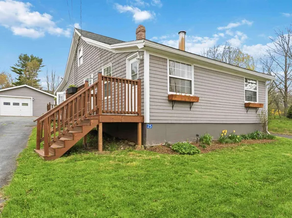 25 Willow St, Hantsport, NS B0P 1P0