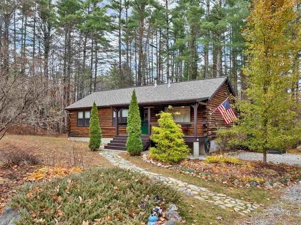 24 Whippoorwill Lane, Bedford, NH 03110